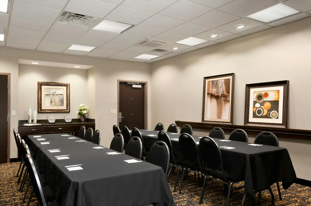 Hampton Inn & Suites - Mansfield