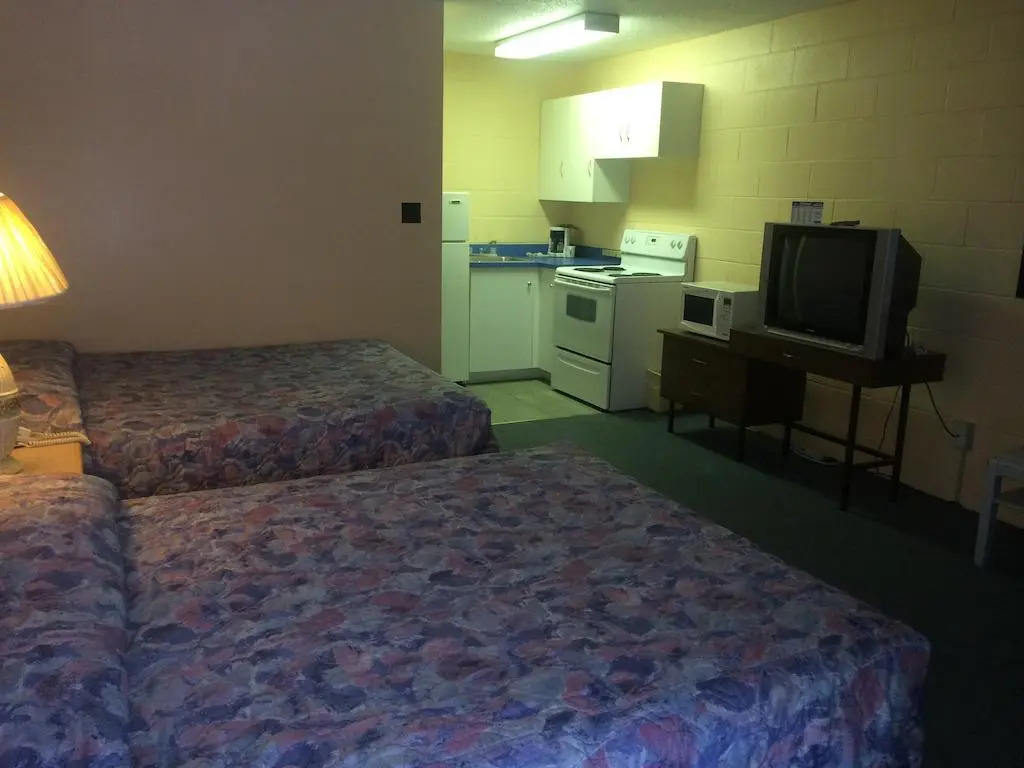 Road Runner Motel