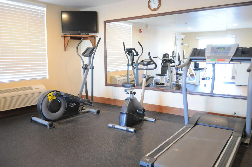 Best Western Plus John Jay Inn & Suites