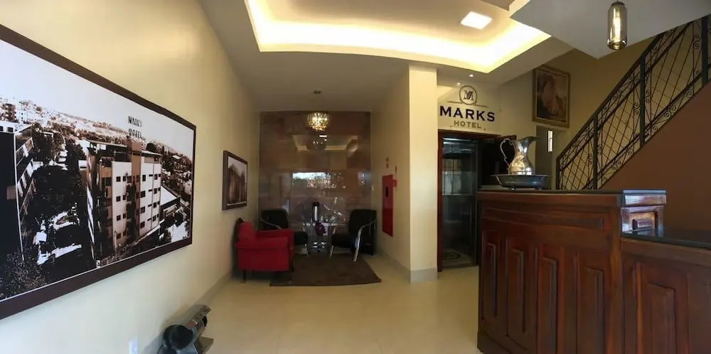 Hotel Marks