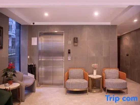 Tengchong Jiuduo Hot Spring Hotel (Mayu Valley Hot Spring Town Branch)