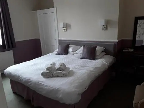 Phoenix Court Hotel