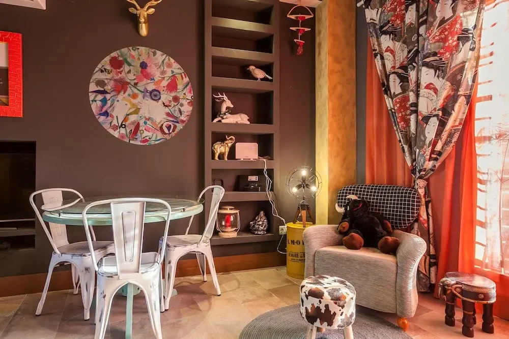 SevillaHome- Ave Cesar