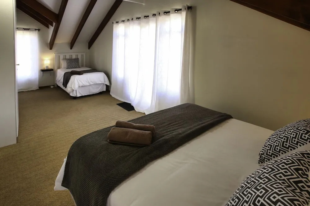 Affie Plaas, Langebaan 8-sleeper