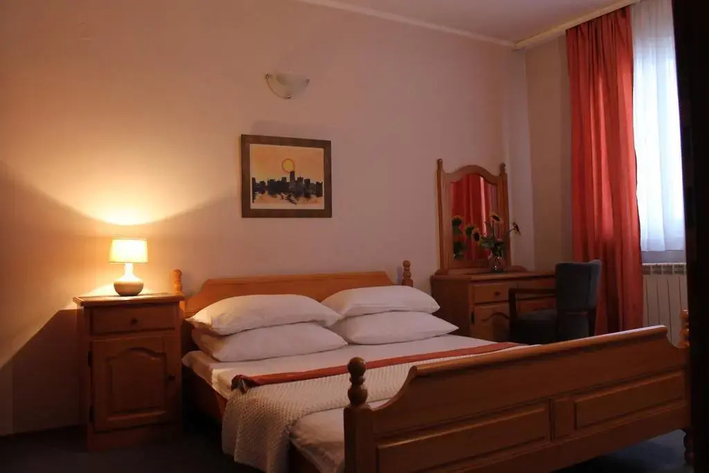 Europa Motel