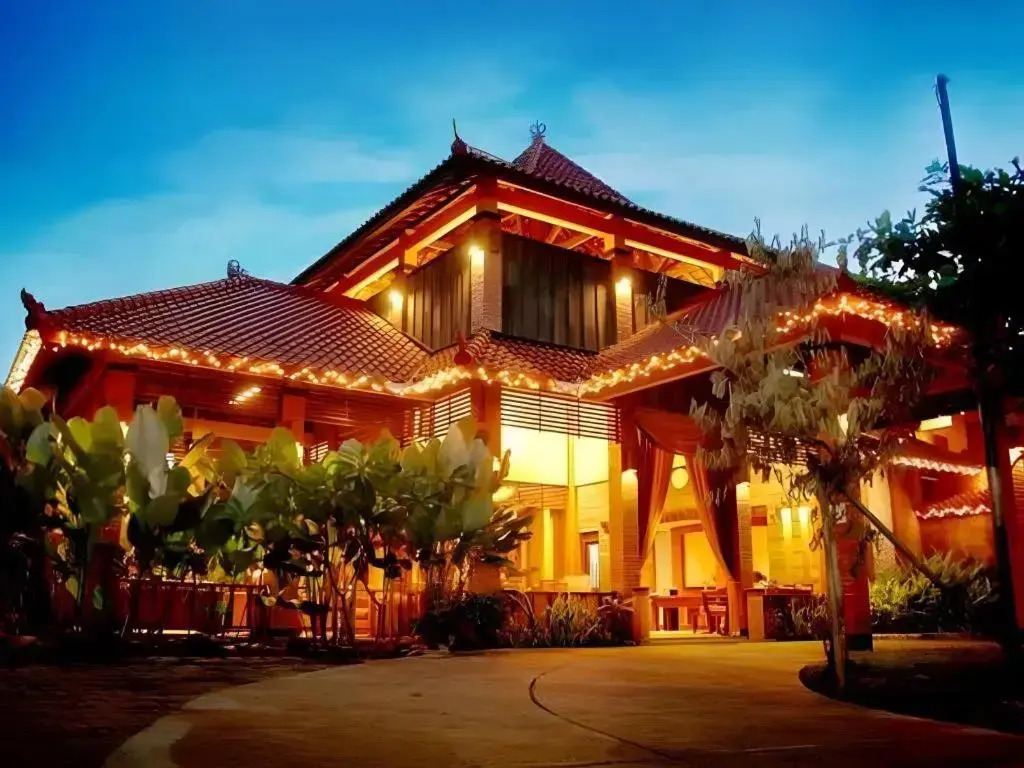 Nyiur Resort Hotel