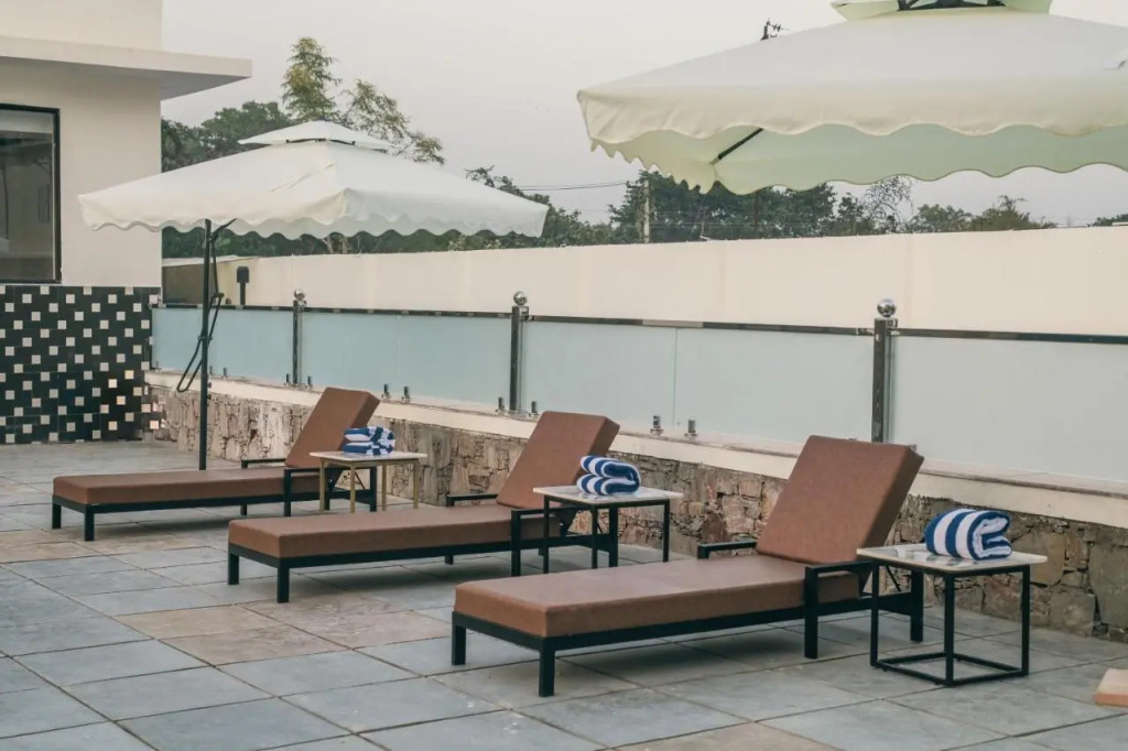 Serenity Hill Resort Near - 2Km Fateh Sagar Lake Udaipur