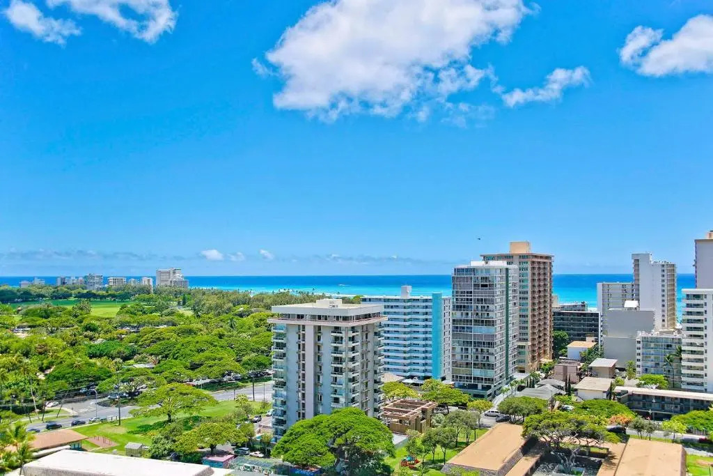 Diamond Head Vista #1903