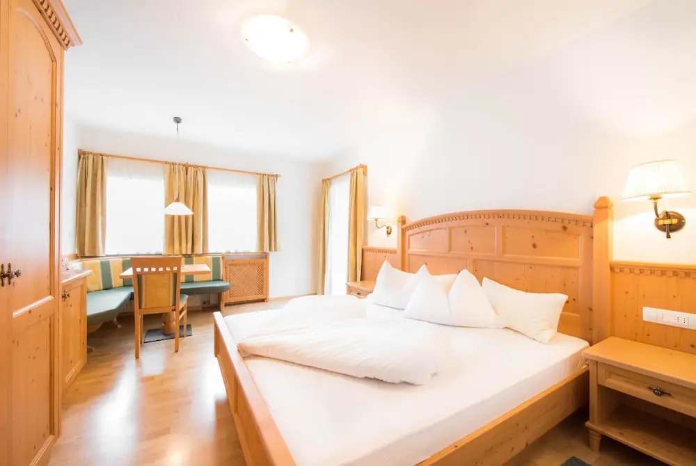 Tonzhaus Hotel