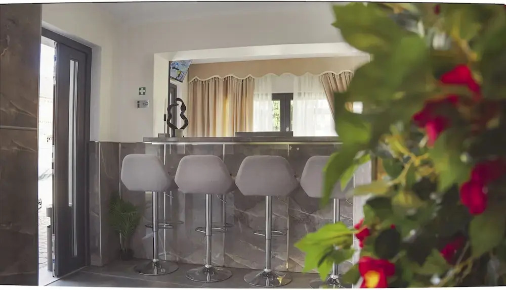 Amir Delux Motel