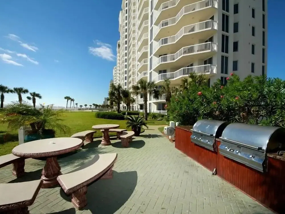 Silver Beach Towers #1805E by Southern Vacation Rentals