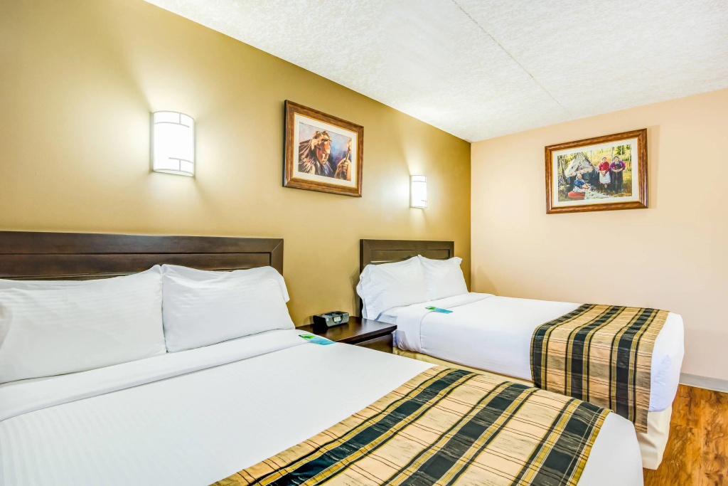 Quality Hotel & Conference Centre Peace River