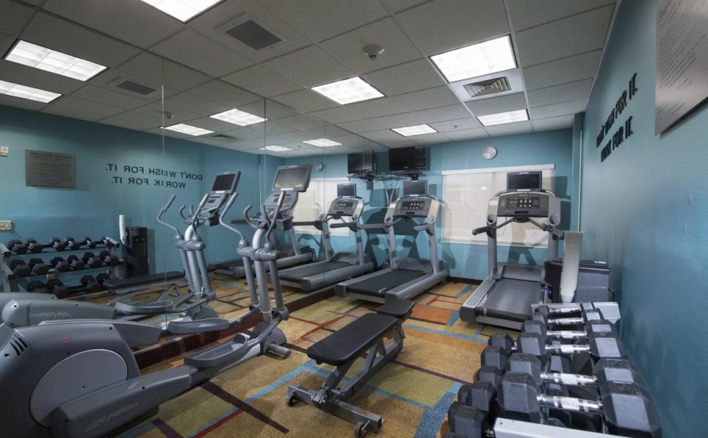 Fairfield Inn and Suites Charleston North/University Area