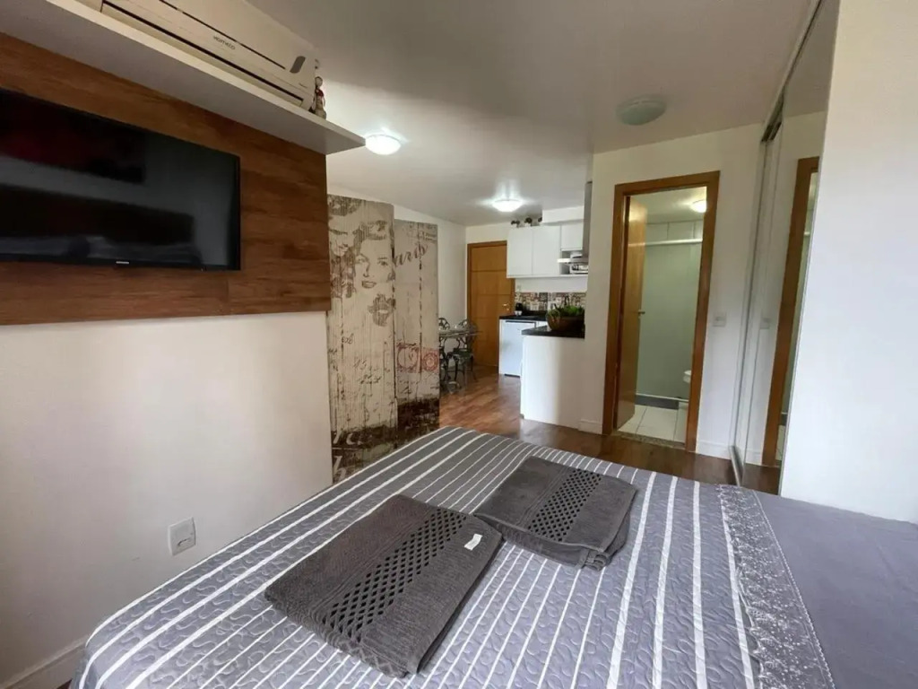 FLAT LIFE RESORT