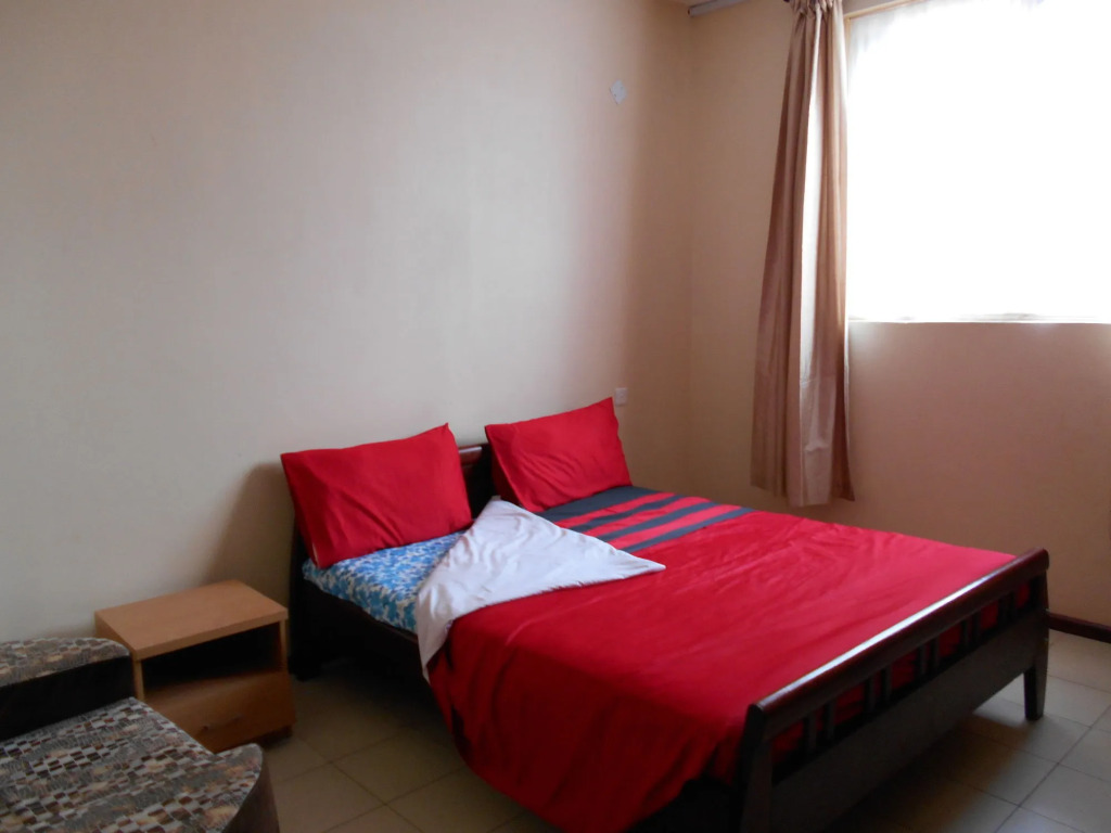 Hotel Royal Nest Entebbe