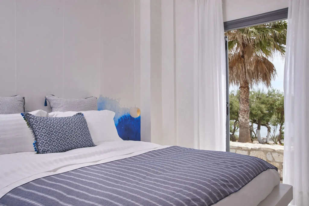 Parian Boutique Hotel
