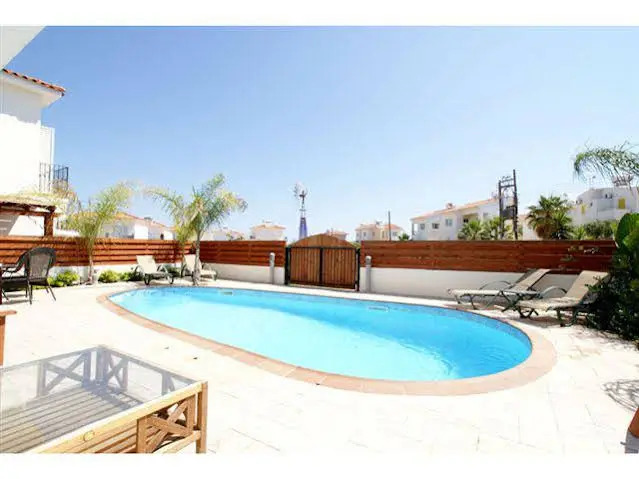 3 Br Villa Dione - Chg 8887