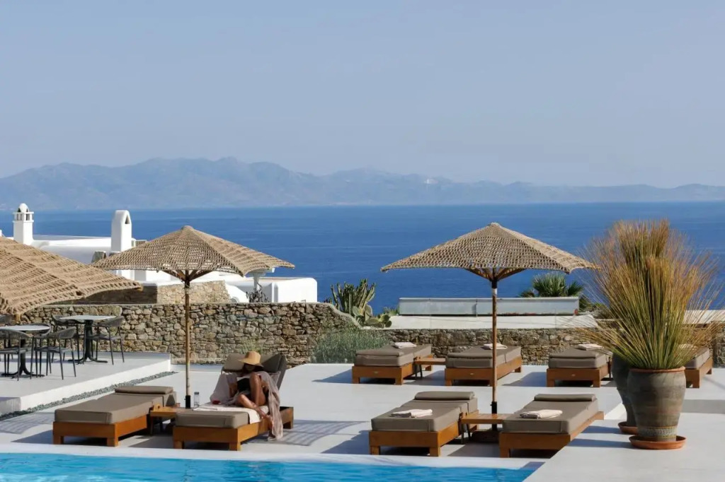6 Bedroom Villa Azzuro in Mykonos - BLG 69222