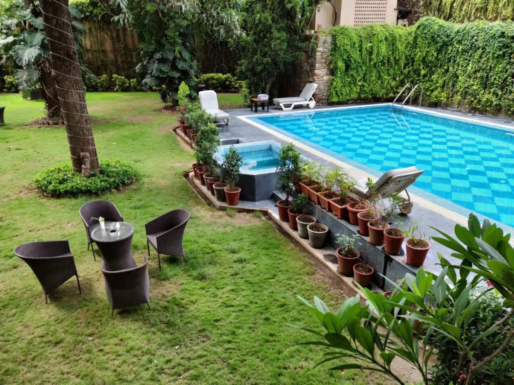 Rajdarshan - A Lake View Hotel in Udaipur