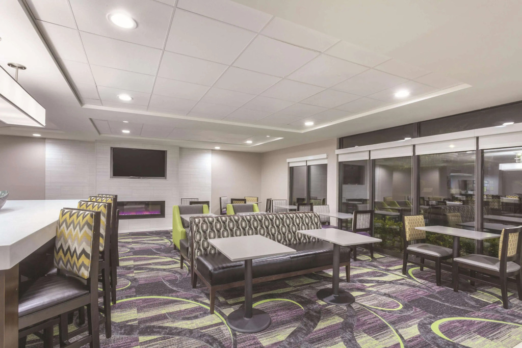 La Quinta by Wyndham Columbus North