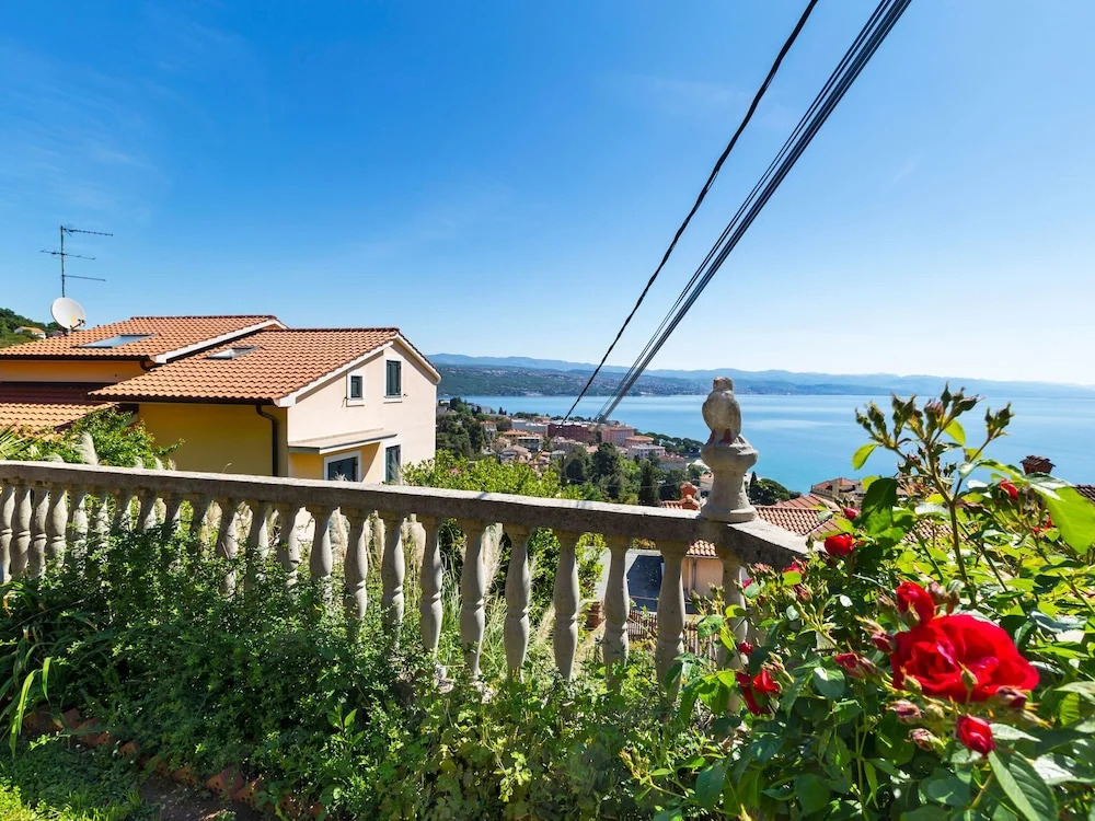 Simplistic Apartment in Opatija With Private Garden