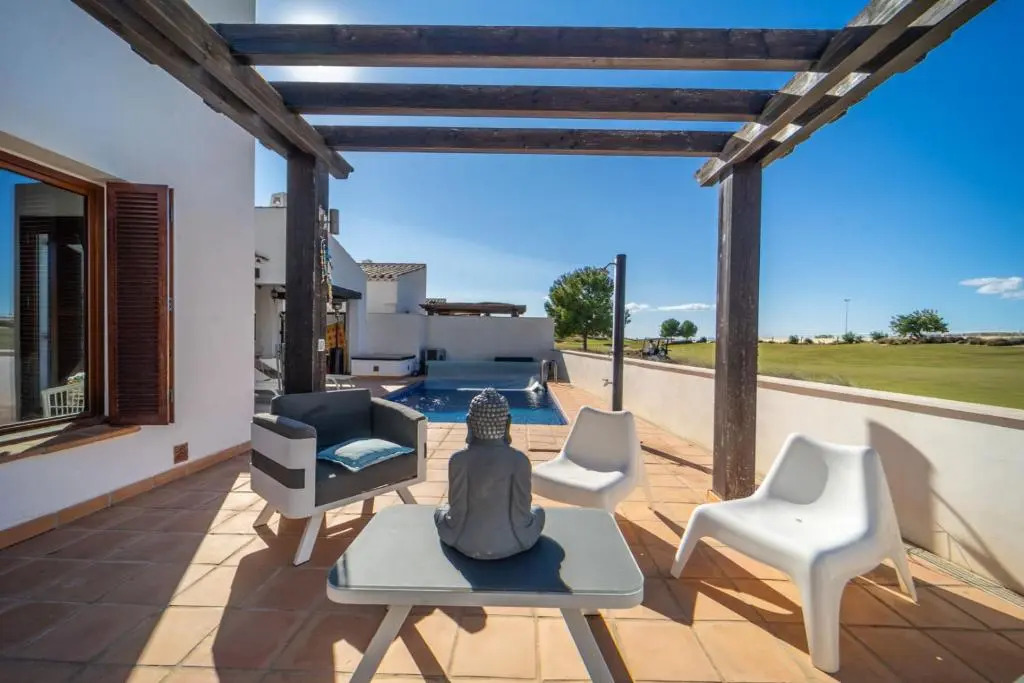 Stunning Villa with Private Heated Pool - RI25EV