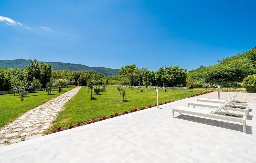 Awesome Apartment in Gruda With Outdoor Swimming Pool, Wifi and 3 Bedrooms