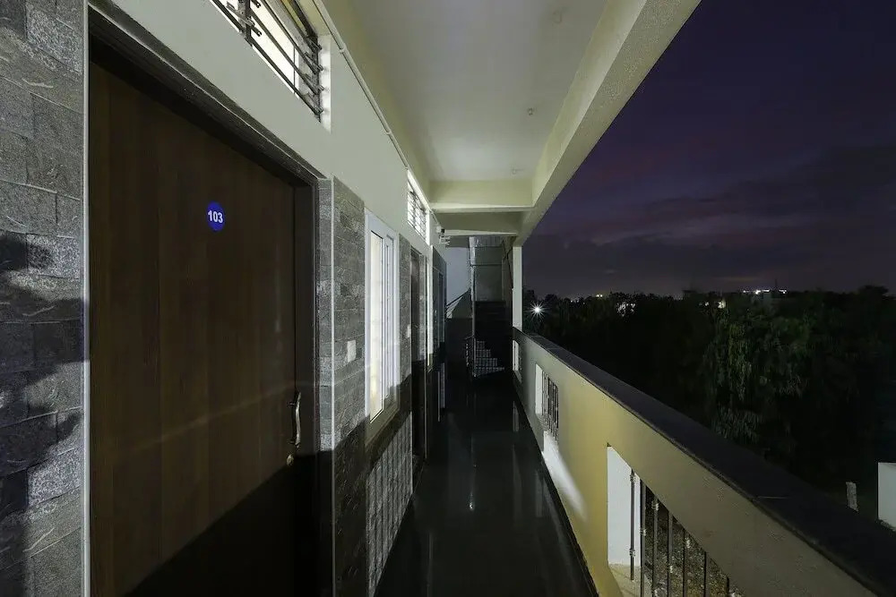 iROOMZ DMS Suites