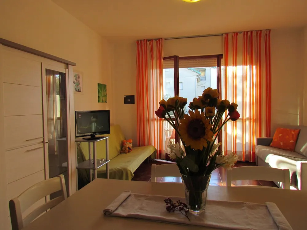 Bright Studio 200mt From the Beach