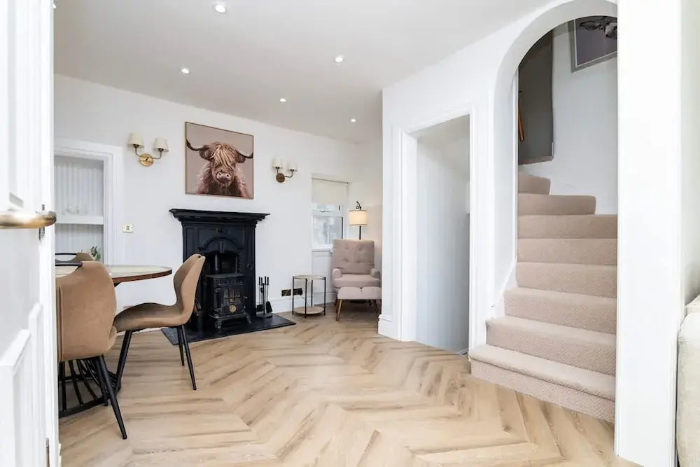 2 Bedroom Cottage-hot Tub-free Parking