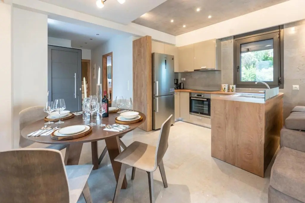 3 DOORS VILLAS