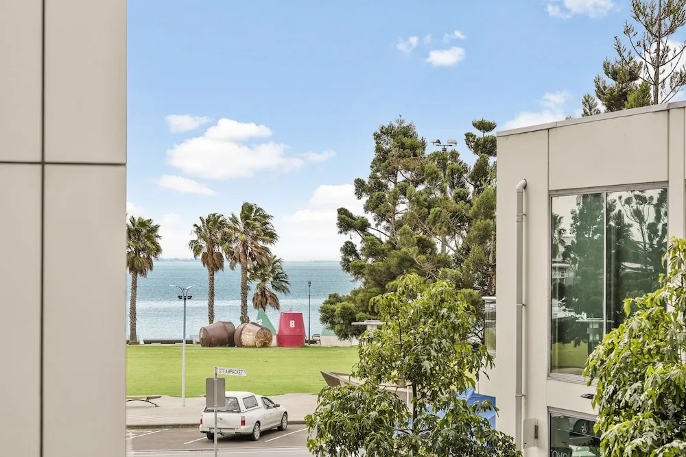 Edgewater 108
