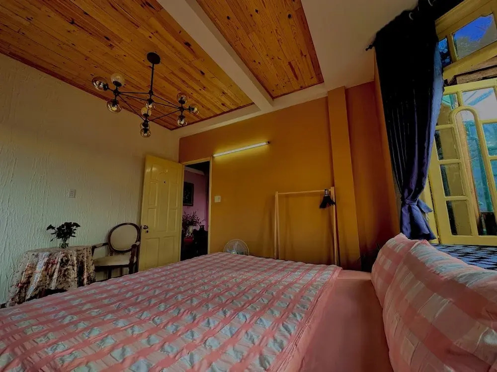 My Stay 1 Le Van Tam