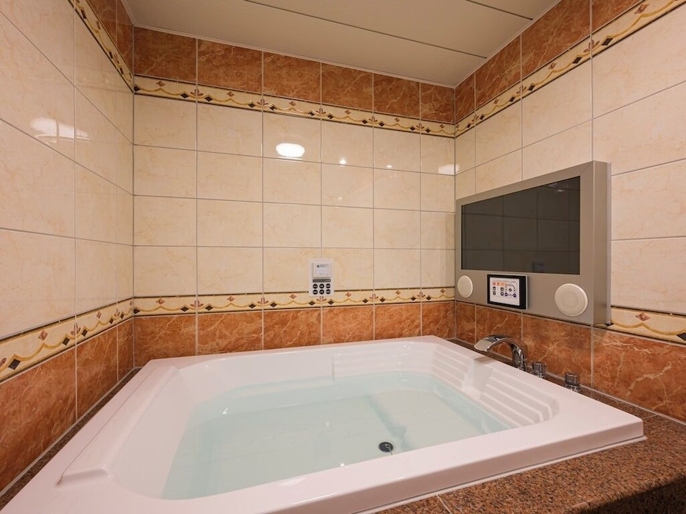 BE FREE HOTELS kofu