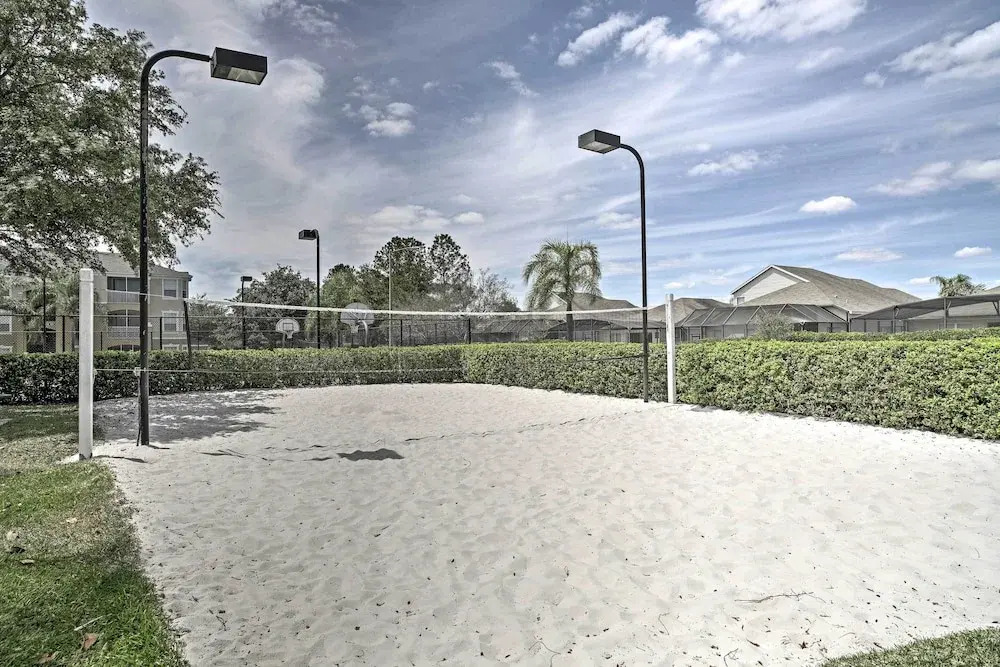 Private Pool Villa, 3mi to Disney with Game Room