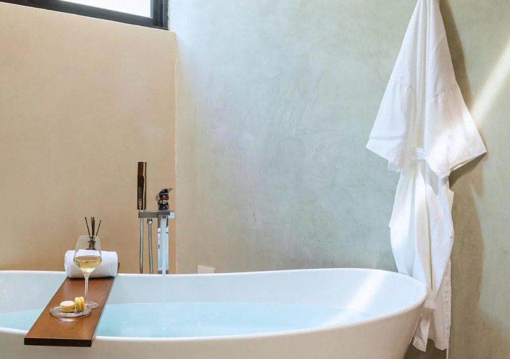 Adoro Hotel Boutique