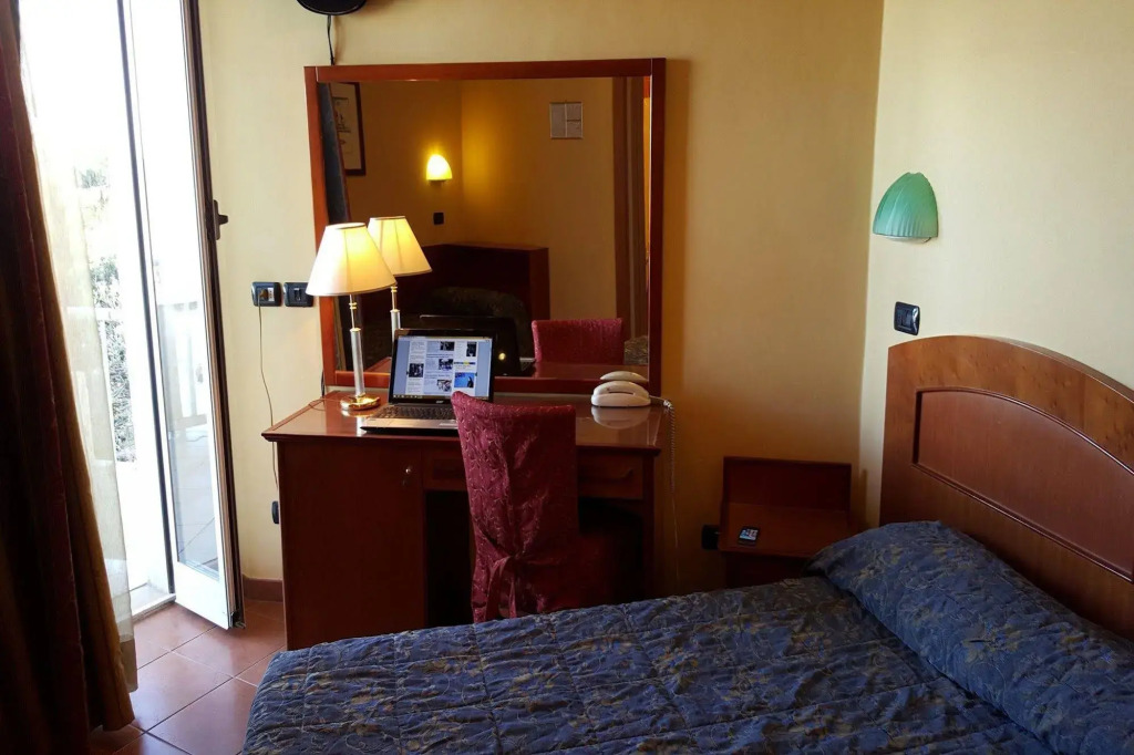 Hotel Audi Frontemare
