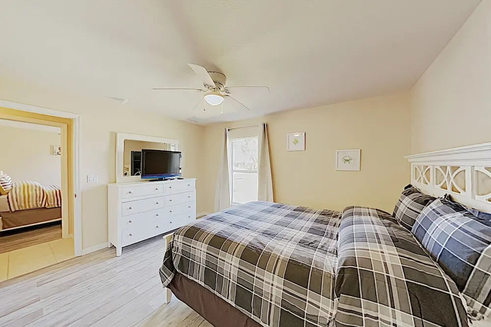 Charming Cape Coral Gem W/ Lanai & Pool 4 Bedroom Home