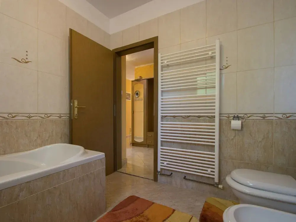 Adorable Holiday Home With Private Pool & Terrace With Barbecue