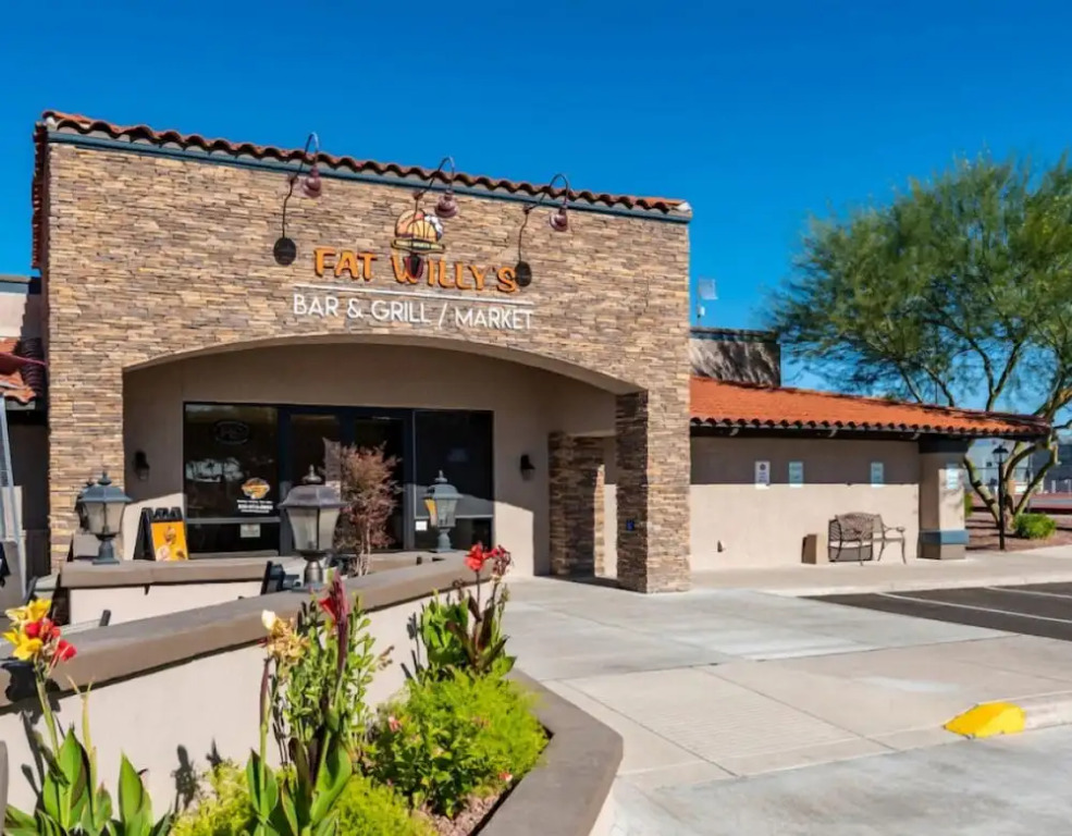 Voyager Resort Inn