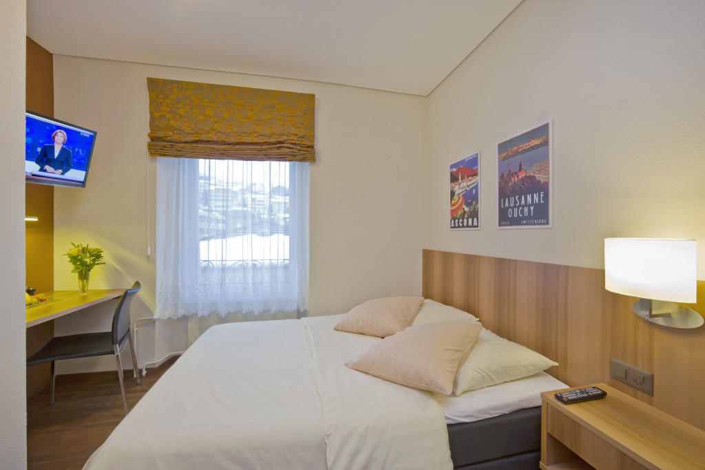 Hotel Ambassador