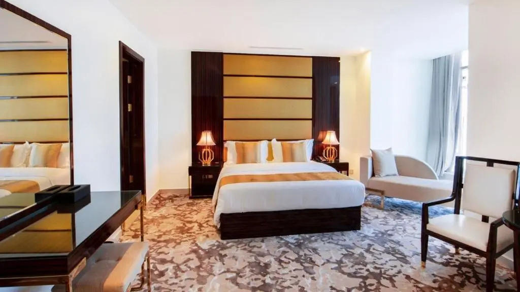 Golden Dream Hotel