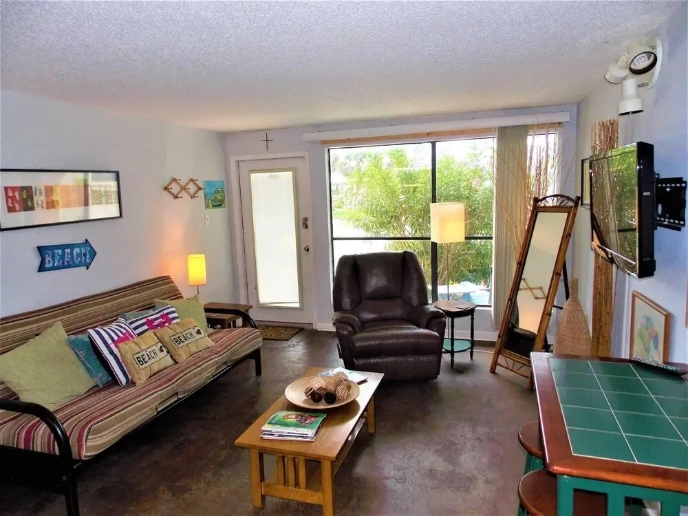 Seamist - 1 Br Condo