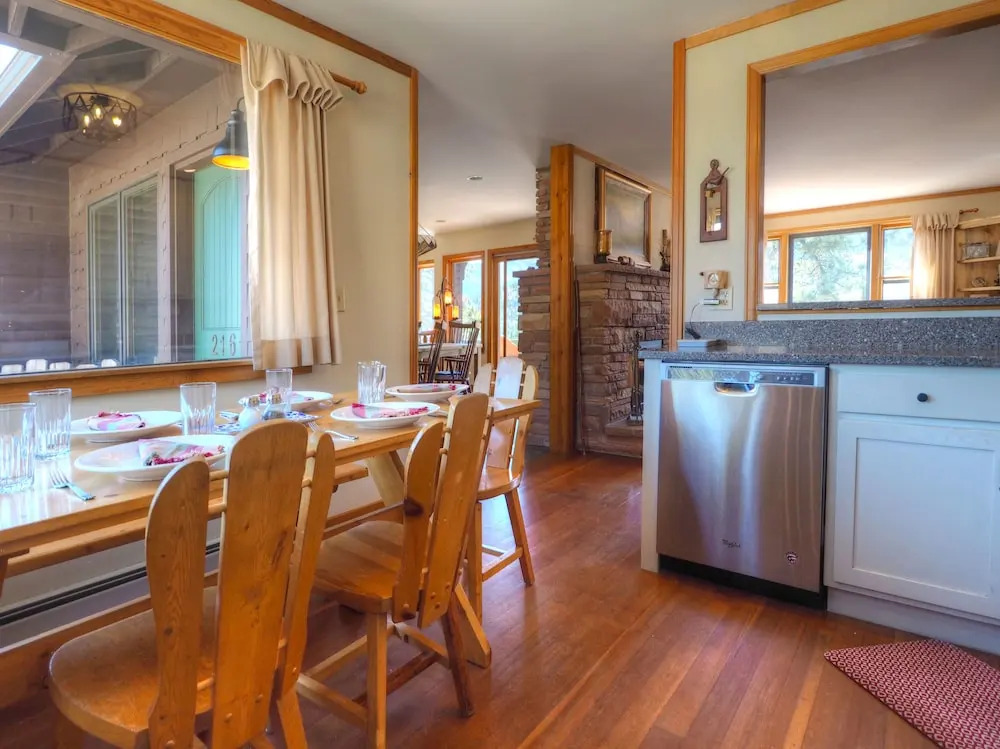 Longs Peak Lookout Cabin - 3 Br Cabin