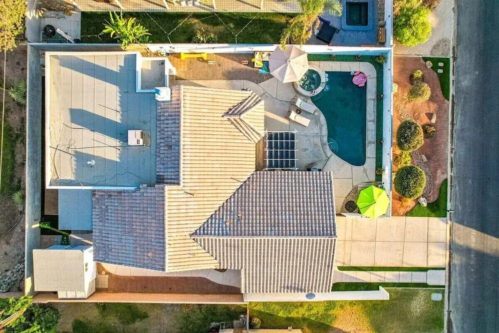 Desert Fun 4BR Retreat with Pool