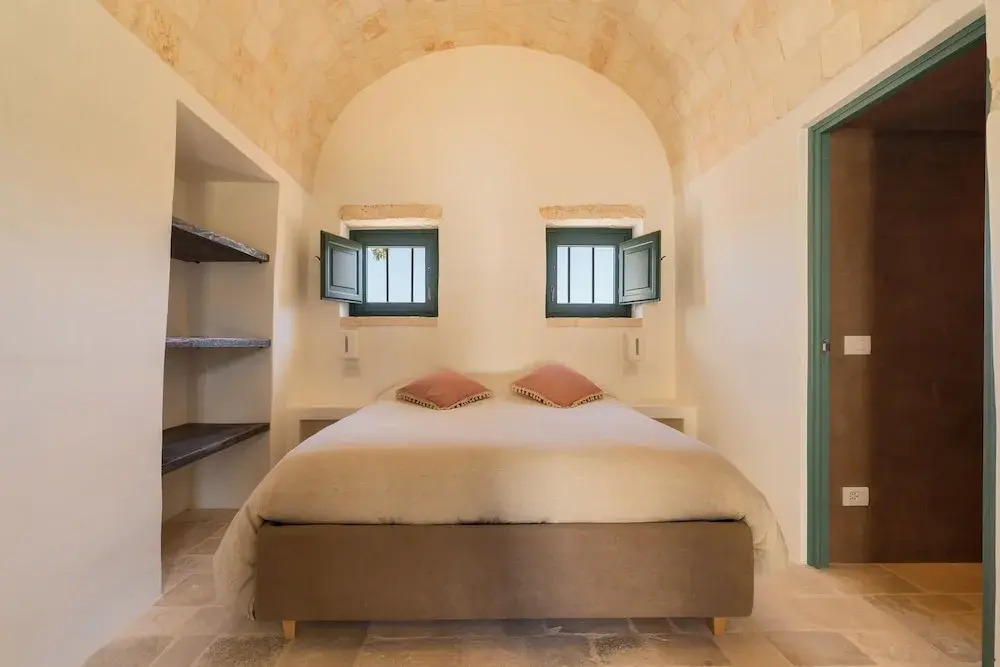 Trullo Pietra Rossa with Pool by Wonderful Italy