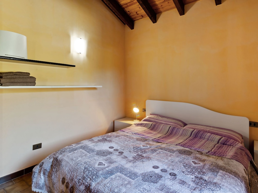 Striking Holiday Home in Diano Arentino With Garden
