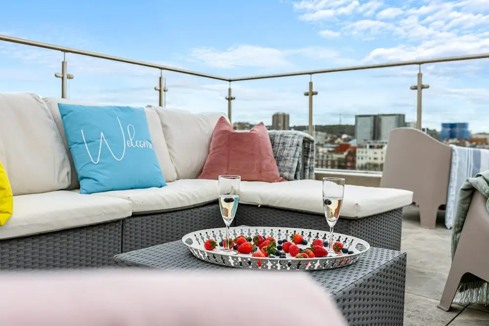 The Lanes Gem Penthouse Rooftop Terrace Sea View