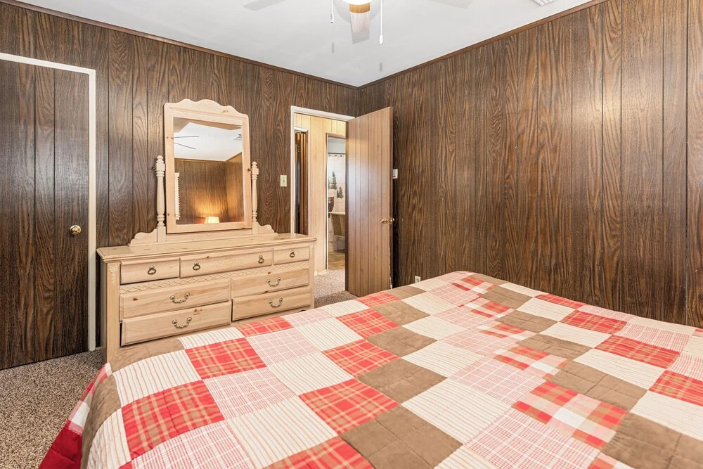 Lakefront Retreat