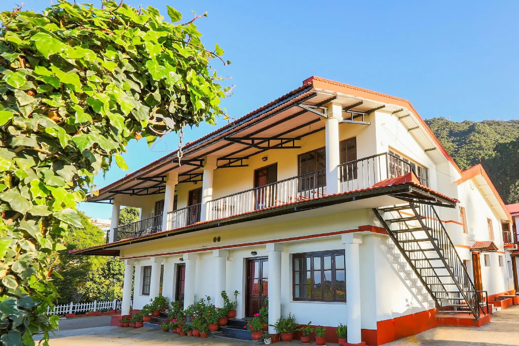 OYO Home 30447 Valley View Studio Adasholai